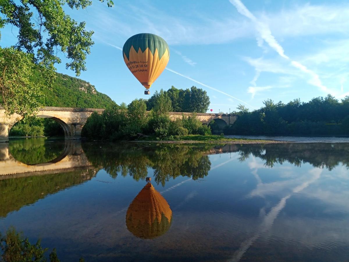 Au Pied Du Chateau - 5 A 11 Personnes - Baignade-Canoe-Piste Cyclable A 100 M 캬스텔노라샤펠 외부 사진
