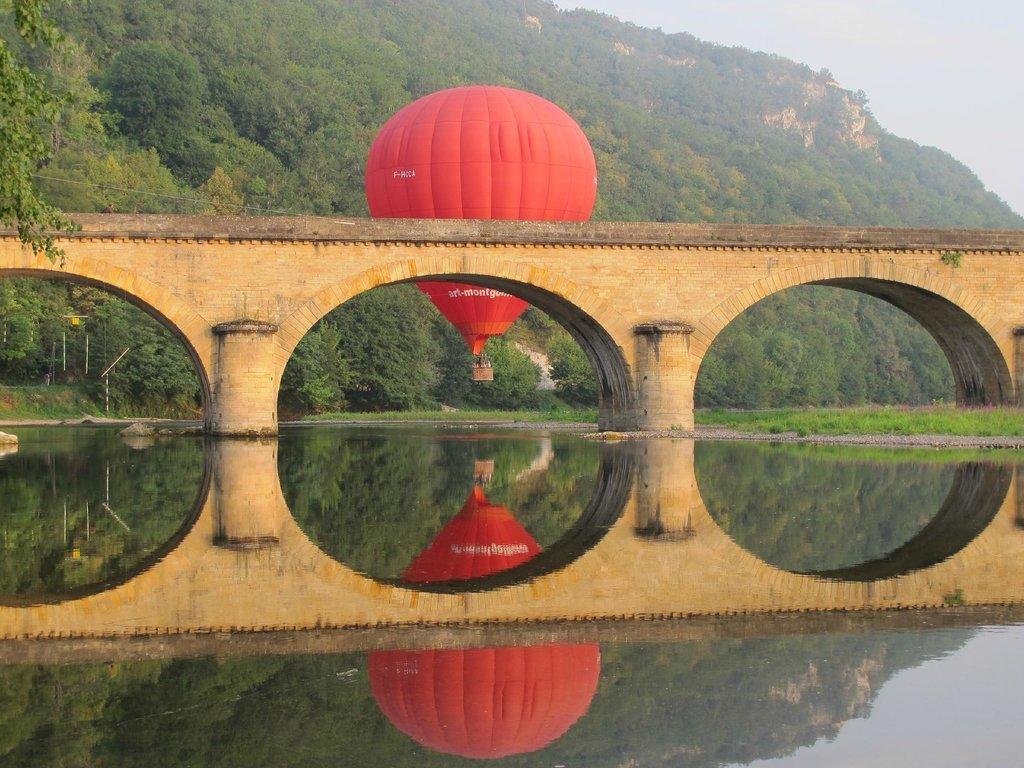 Au Pied Du Chateau - 5 A 11 Personnes - Baignade-Canoe-Piste Cyclable A 100 M 캬스텔노라샤펠 외부 사진